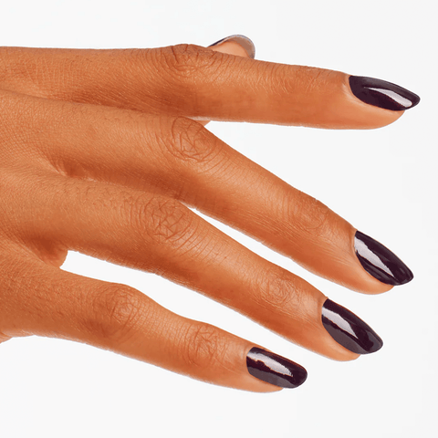 Vernis OPI – Couleurs Vibrantes et Finition Brillante