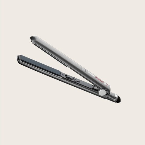 Fer plat titanium et céramique 1 po