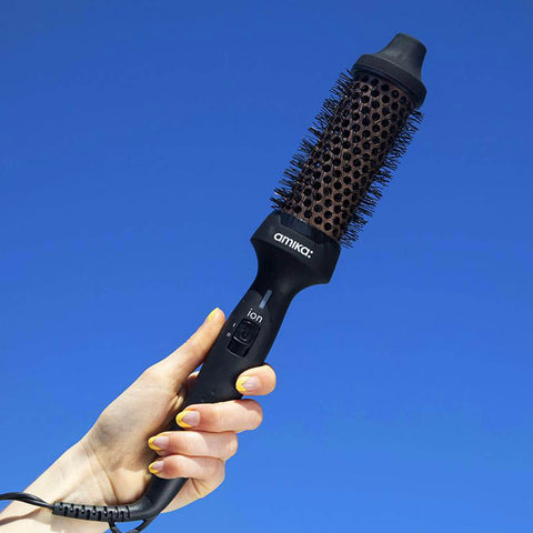 AMIKA BLOWOUT BABE THERMAL BRUSH