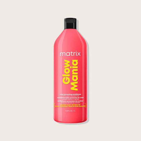 Revitalisant pour cheveux Matrix Glow Mania, offre une brillance intense et hydrate les cheveux avec une formule revitalisante.