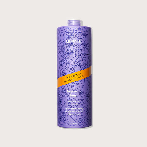 Revitalisant neutralisant pour cheveux Amika Bust Your Brass, formule anti-brunissement pour cheveux blonds ou gris.