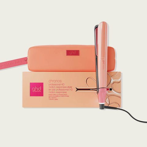 Fer à lisser GHD Chronos avec étui édition limitée Sugar Pink, outil de coiffure professionnel, couleur rose pâle.