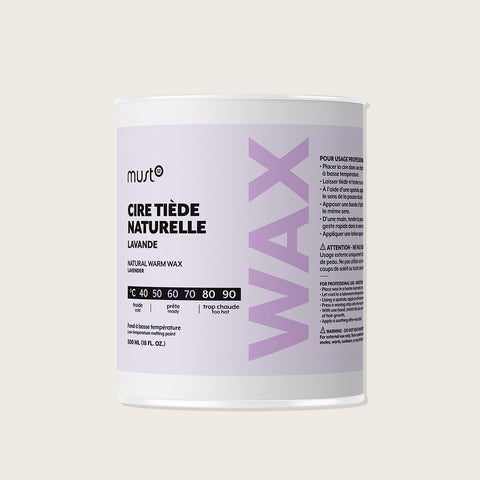 Cire tiède naturelle à la lavande Must52 pour épilation, contenance de 500 g, dans un pot en métal.