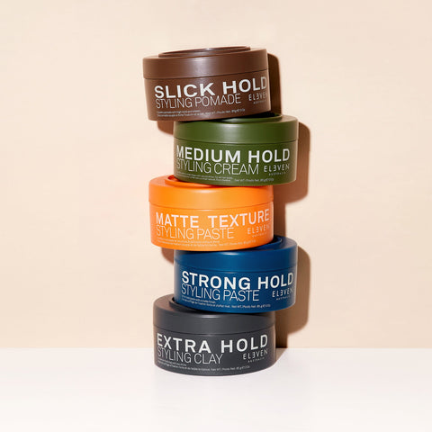 Pâte coiffante matte Eleven Australia pour cheveux, texture épaisse, 85 ml, visible dans le pot avec une finition mate.