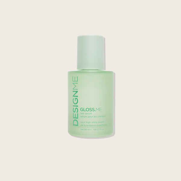 Sérum brillance pour cheveux GLOSS.ME de Design.Me, flacon élégant avec application en douceur sur cheveux brillants