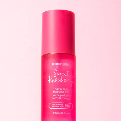 Brume pour cheveux et corps Pixie Woo Sweet Raspberry, spray de 100 ml, flacon avec vaporisateur, parfum fruité et rafraîchissant.