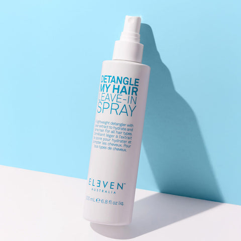 Spray démêlant sans rinçage Eleven Australia pour cheveux, bouteille de 200 ml, facile à appliquer et à démêler.
