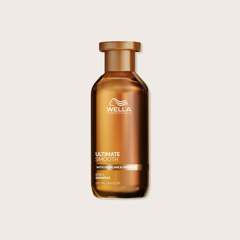 Shampooing Wella Professionals Ultimate Smooth pour cheveux lisses et brillants dans un flacon de 250 ml.