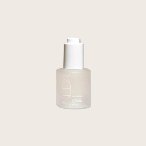 Sérum autobronzant Nuda Cloudserum pour le visage, avec acide hyaluronique, 30 ml, texture légère et hydratante.
