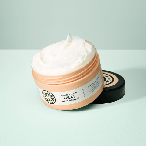 Masque apaisant Head & Hair Heal de Maria Nila pour cheveux, flacon de 250 ml avec emballage.