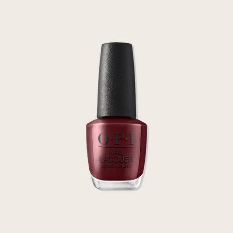 Vernis à ongles OPI Vampire State Building, finition brillante, couleur rouge foncé, pour beauté des ongles, dans un flacon élégant.
