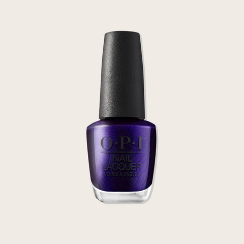 Vernis à ongles OPI Don’t Over Ink It, couleur violet foncé, application lisse pour la beauté des ongles.