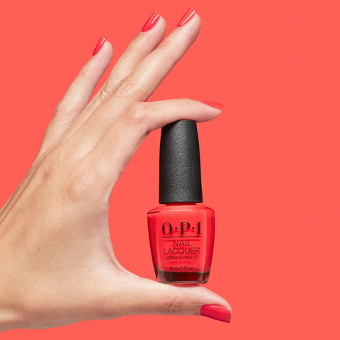 Vernis à ongles OPI Blushin Pride NLS054, teinte rose pastel avec fini brillant, pour la beauté des ongles.