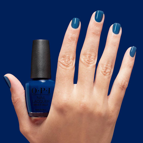 Vernis à ongles OPI IndiGO NLS059 avec fini brillant, application lisse et couleur violette éclatante.