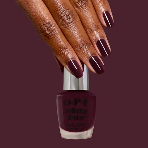 Verre à ongles OPI INFINITE SHINE Mrs. O’ Leary’s BBQ, couleur vernis à ongles rose foncé, finition brillante.