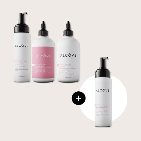 Offre Alcôve avec shampooing, revitalisant et mousse volumisante, comprenant un produit gratuit, visible dans l'image.