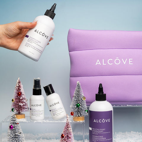 Coffret de soins capillaires Hydratant Routine Fêtes par Alcôve, boîte cadeau avec produits pour cheveux hydratés.