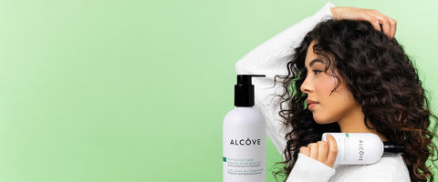 Le revitalisant sans rinçage pour boucles