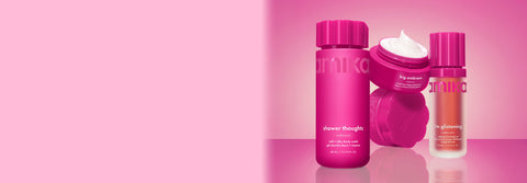 Hydrate, lisse et parfume délicatement la peau