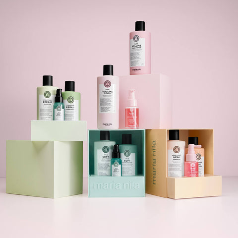 Coffret de fêtes Maria Nila Pure Volume, produits capillaires pour volume et soin des cheveux, présenté dans une boîte élégante.