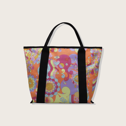 Sac signature AMIKA Tote Bag, sac à main en tissu avec poignées, logo AMIKA visible, style élégant et pratique.