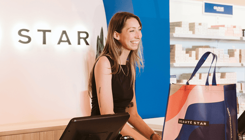 Carrières ventes boutique, professionnel au comptoir et en service client
